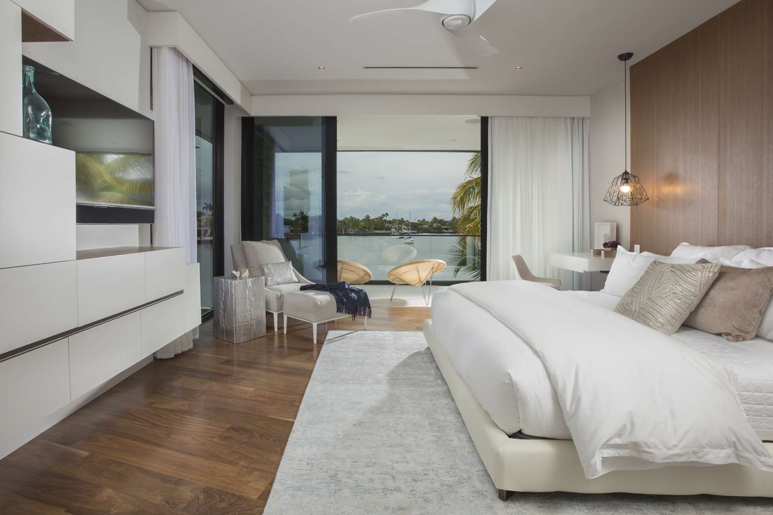 Waterfront Elegance Fort Lauderdale - DKOR Interiors