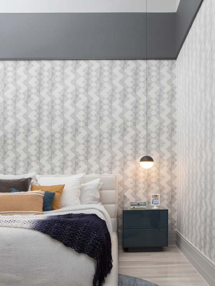 Kids Bedroom Design with Accent Wallpaper