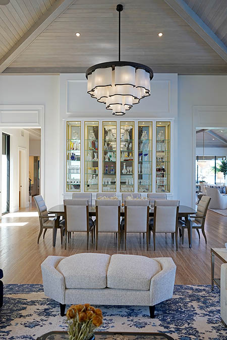 Traditional Dining Area with Elegant Chandelier