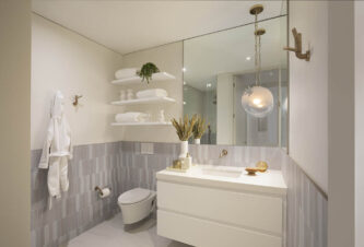Girls' Bathroom Design Idea With Accent Tile